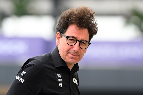 Binotto nega l'interesse per Verstappen: "La squadra non è pronta"