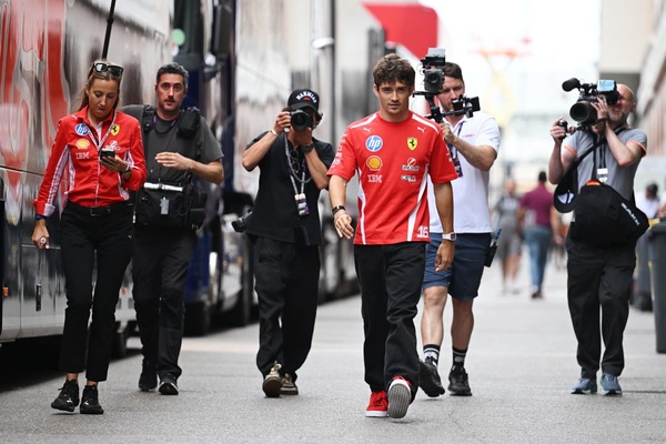 Leclerc scommette sulla Ferrari e sul contratto rivela: avevo altre alternative