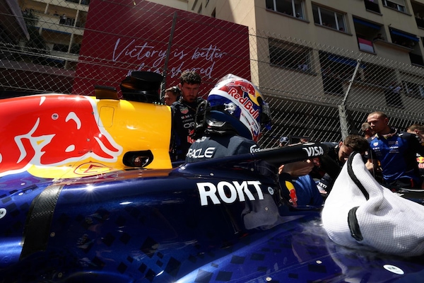 Verstappen, che delusione: "Impossibile ed inutile continuare il GP"