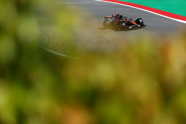 FP2 GP Barcellona: Norris davanti a Russell e Piastri