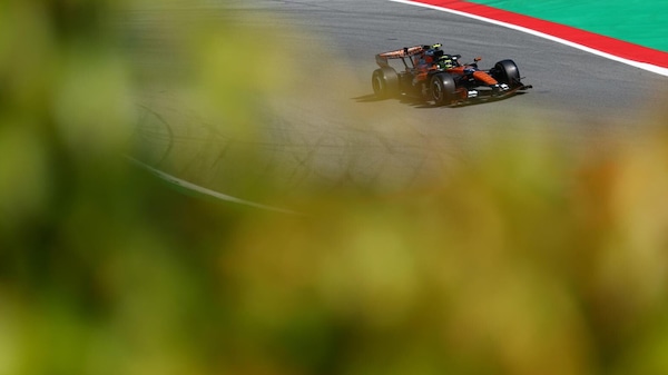 FP2 GP Barcellona: Norris davanti a Russell e Piastri