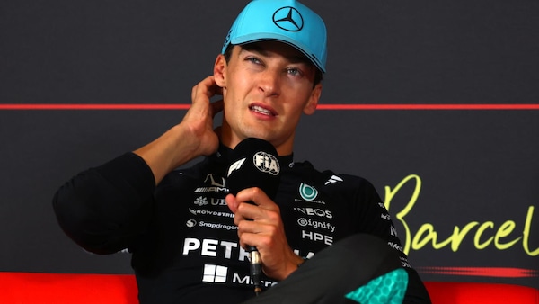 Villeneuve sulla crisi di Russell: "Antonelli se lo è mangiato vivo"