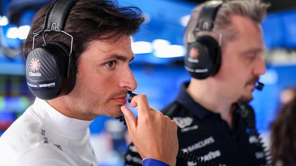 Sainz svela la F1 dei suoi sogni, i piloti non sono più ingaggiati dai team