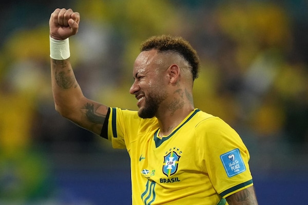 Neymar Jr. cita Hamilton dopo lo storico ritorno in campo col Brasile