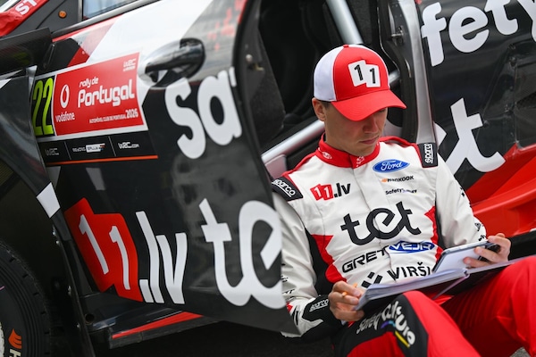 Martins Sesks scatenato: in gara nell'ERC e nel WRC, ora lancia una scuola per rallisti