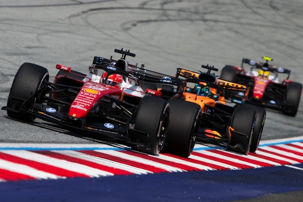 I LEGO della discordia, la parata di Silverstone accende le polemiche