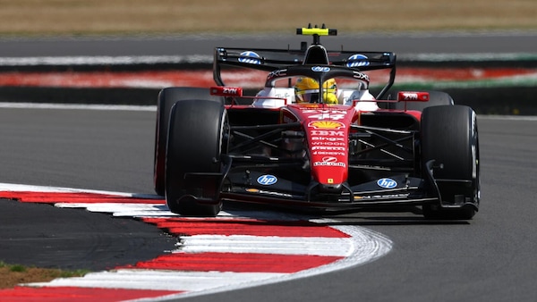 GP Gran Bretagna, FP1: comanda Hamilton, poi Antonelli e Leclerc