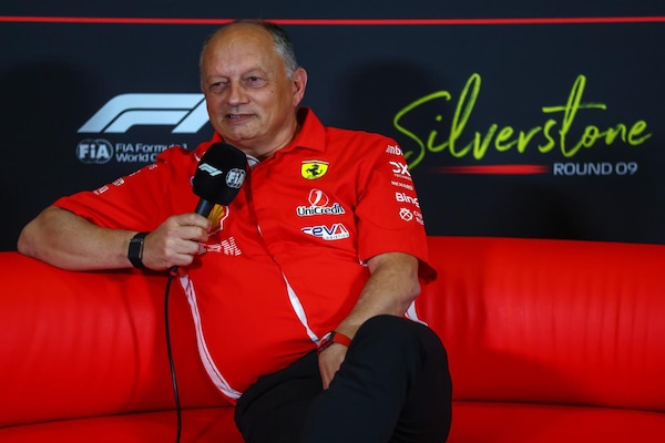 Vasseur svela il futuro di Hamilton e replica a Wolff: "Ironico quello che sostiene"