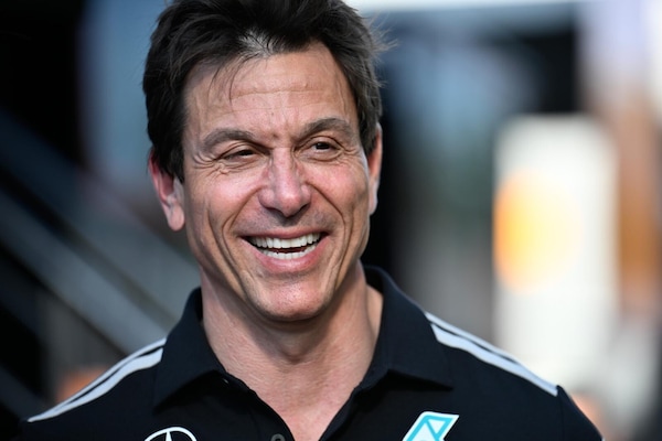 Continua il botta e risposta tra i boss Mercedes e Ferrari. Wolff: "Vasseur è emotivo"