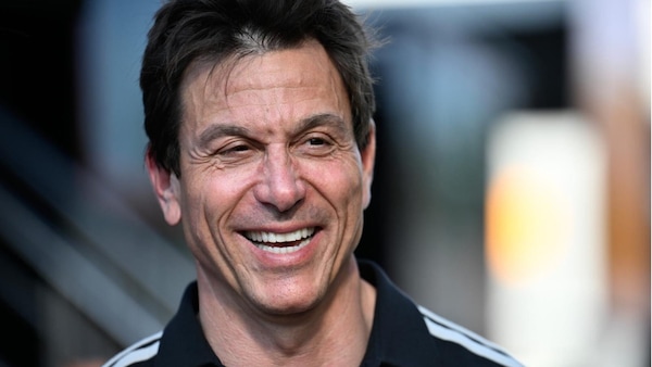 Continua il botta e risposta tra i boss Mercedes e Ferrari. Wolff: "Vasseur è emotivo"