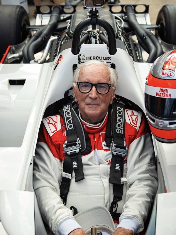 John Watson torna al volante della McLaren MP4/1, la storia si fa a Silverstone