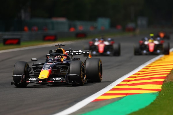 Verstappen e Hadjar, podio e rimonta super: "Ma senza quella penalità..."