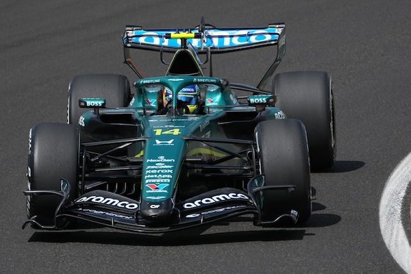Newey, segnali promettenti dalla nuova Aston e "rassicura" sulla rottura della sospensione