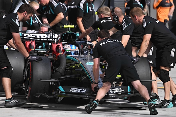 Mercedes ed il primo sabato senza pole: la W17 non scalda le gomme