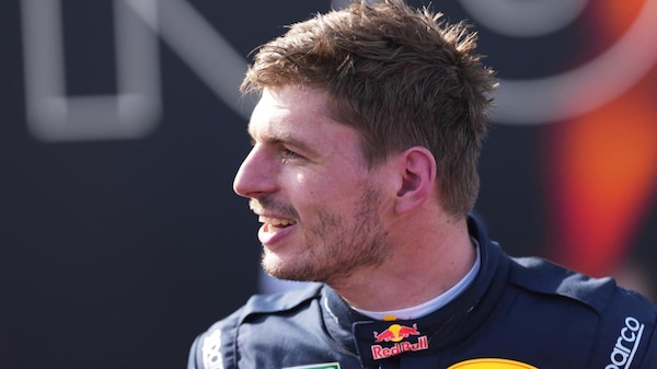 Verstappen, spietato in pista, ma dolce a casa e guai a parlargli di mondanità