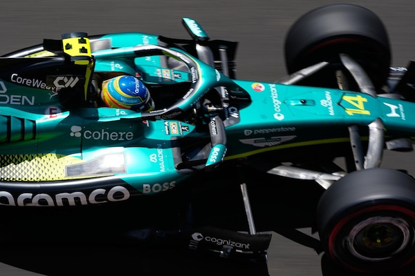 Aston Martin protagonista dell'estate, dal whisky per Newey, ai 40 milioni di Alonso