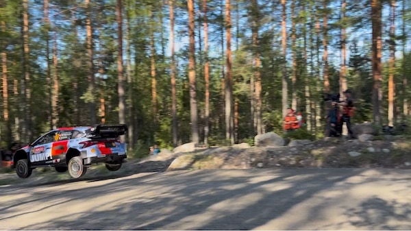 WRC, Fourmaux primo leader in Finlandia