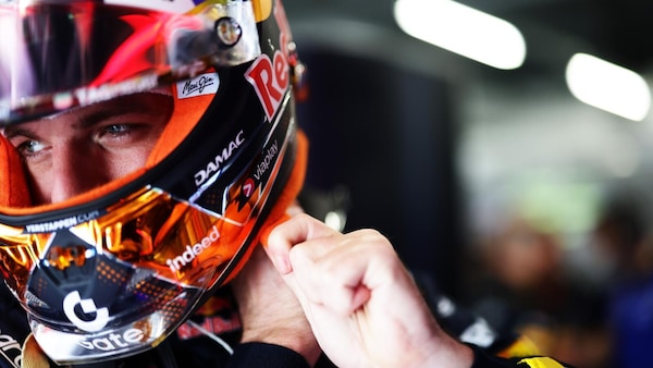 Domenicali sul futuro di Verstappen: "Resterà, ma la F1 andrà avanti anche senza di lui" 