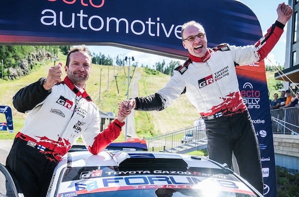 Latvala lascia il segno in Finlandia, il team principal Toyota vince tra le Rally2