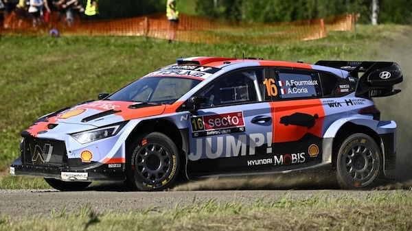 Da Ogier privo di sensi, all'ape nel casco di Fourmaux, tanti brividi in Finlandia 