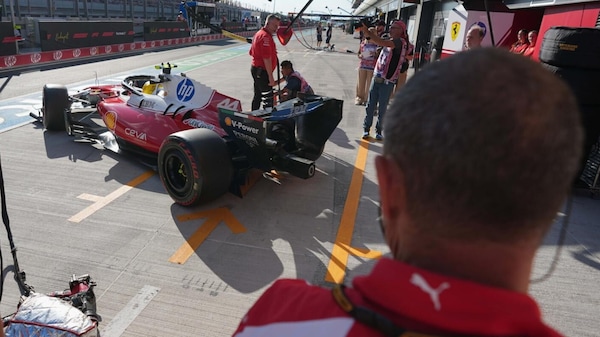 Ferrari, vacanze serene: ma per prendere la Mercedes serve ancora di più