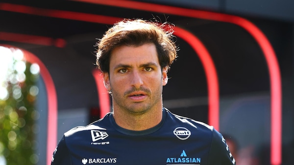 Sainz non abbandona una nave che affonda, le ragioni dietro al rinnovo con la Williams