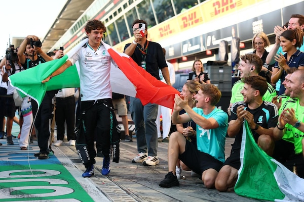 Antonelli conquista anche Monza, Ferrari inciampa nel GP di casa