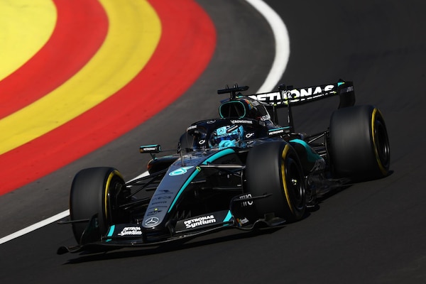 GP Spagna, FP1: comanda Russell, poi Antonelli e le Ferrari