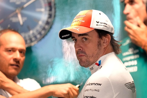 Alonso come Valentino Rossi, quando le alte sfere si impegnano per rimandare il ritiro