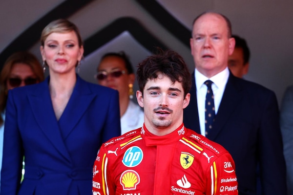 Leclerc, 1.000 giri da leader ancora senza corona