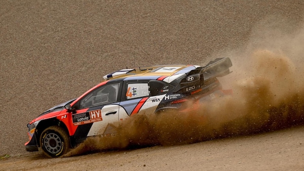 Lappi saluta la compagnia, il pilota Hyundai annuncia a sorpresa il ritiro
