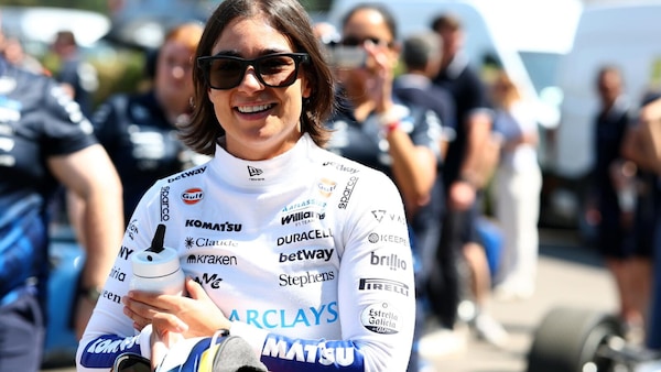 Una donna torna al volante della Williams, il test a sorpresa di Jamie Chadwick