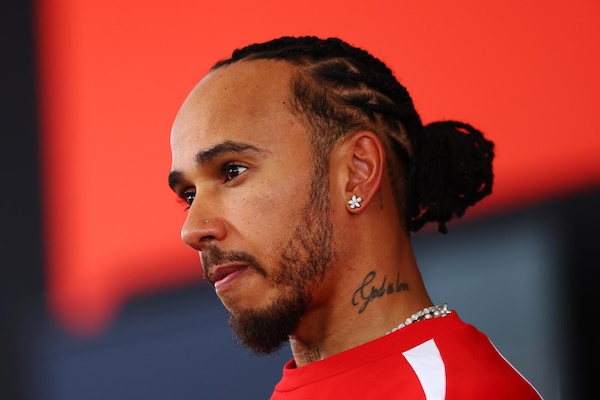 Hamilton e Leclerc difendono Vasseur, Lewis: "Molti cambiamenti ancora da fare"