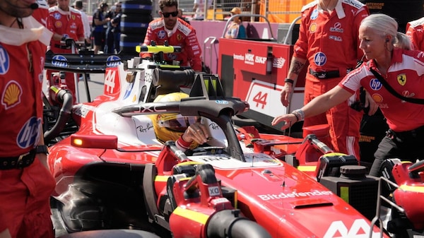 Hamilton, a Sepang con i soliti 4 decimi di deficit: Mercedes ha abbondanza di cavalli
