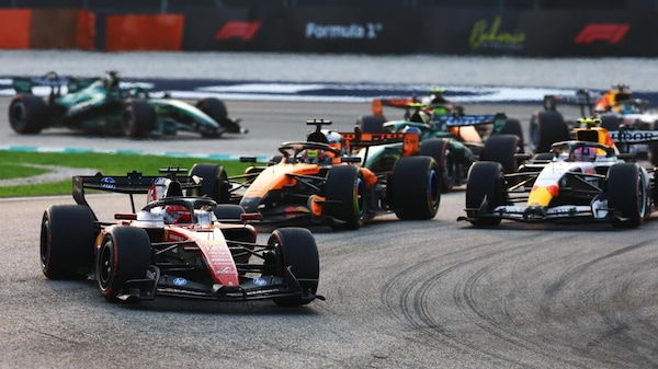 F1, la classifica Piloti dopo il GP del Bahrain in Malesia: Kimi sempre più leader