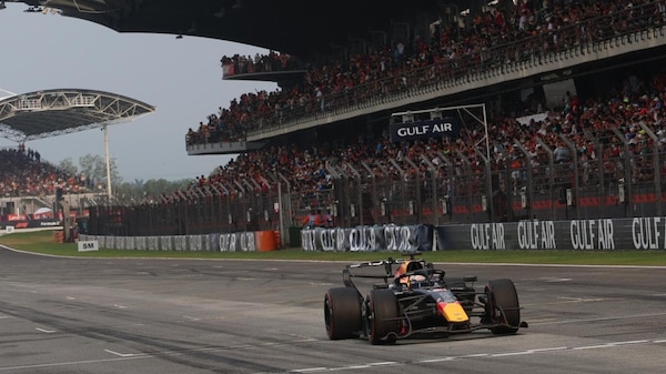 GP Bahrain in Malesia, le pagelle: super Max, Hamilton e Alonso intramontabili, male McLaren