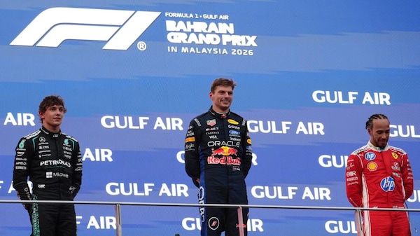 Antonelli tra Verstappen e Hamilton: "Cerco di imparare da loro"