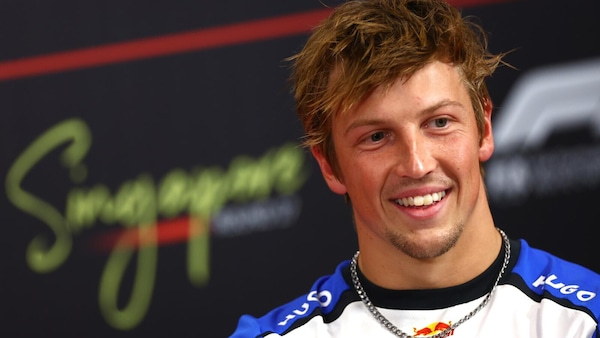 Lawson: "Red Bull e VCARB diverse in tutto. Sepang? Non mi aspettavo di lottare con Max"
