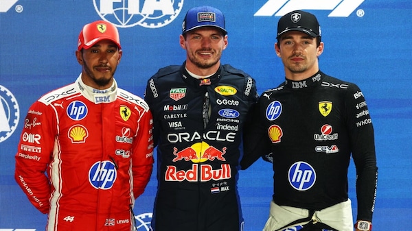 Ferrari velocissime, ma non basta: Verstappen artiglia la pole a Singapore