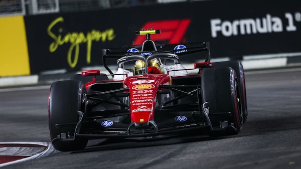 Hamilton, a Singapore una scelta che costa caro: "È mia la responsabilità, ho sbagliato"