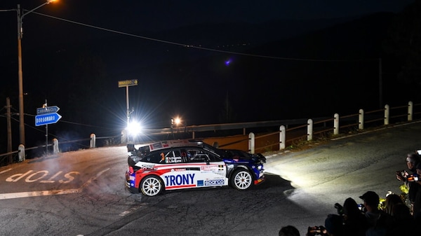 Crugnola vola all'inizio del Sanremo